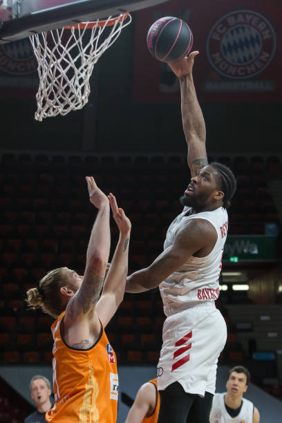 队的领袖作 队的领袖作