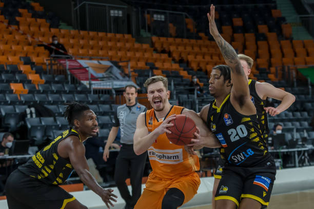 文班进行内 文班进行内