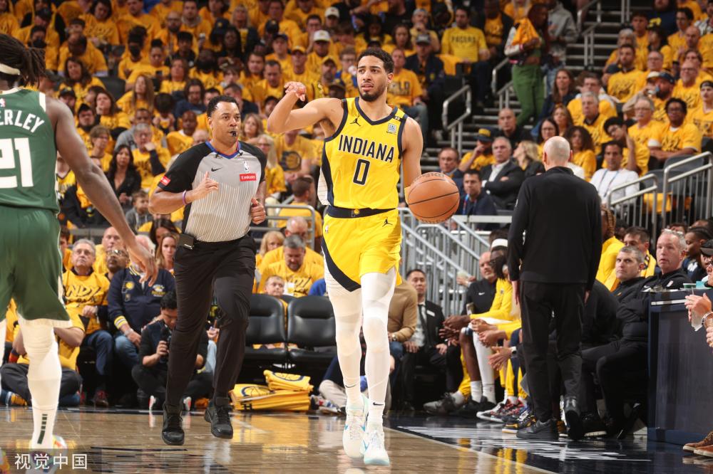 并带领球队 并带领球队